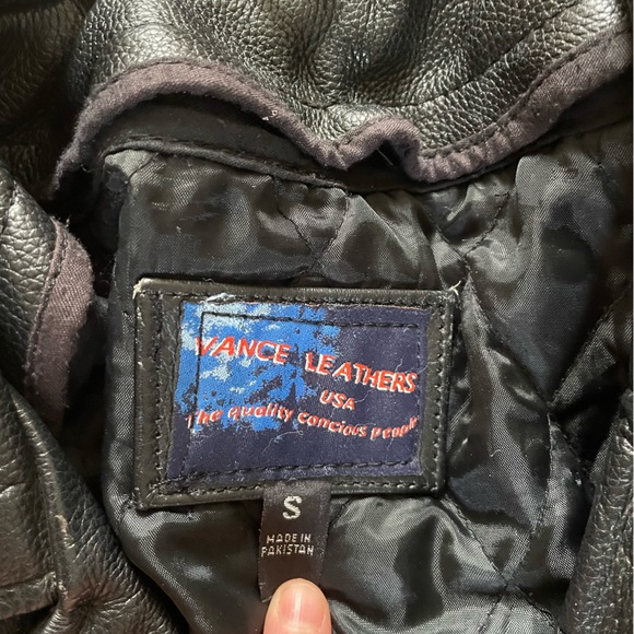 Vance leather small leather jacket with liner. - Picture 4 of 5